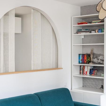 Charming Parisian Home Away From Home In The Heart Of Paris Exterior photo